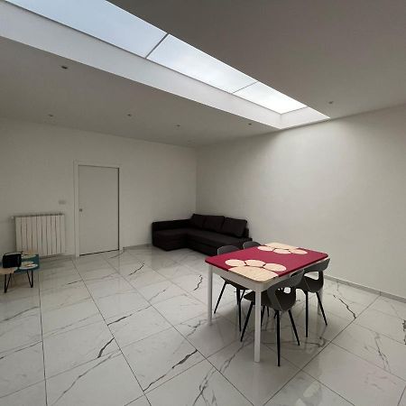 Amedeo House Apartment Bari Luaran gambar